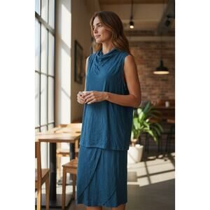 Apropos Boutique Women's Two-Piece Teal Sleeveless Top & Midi Skirt Set Size XL